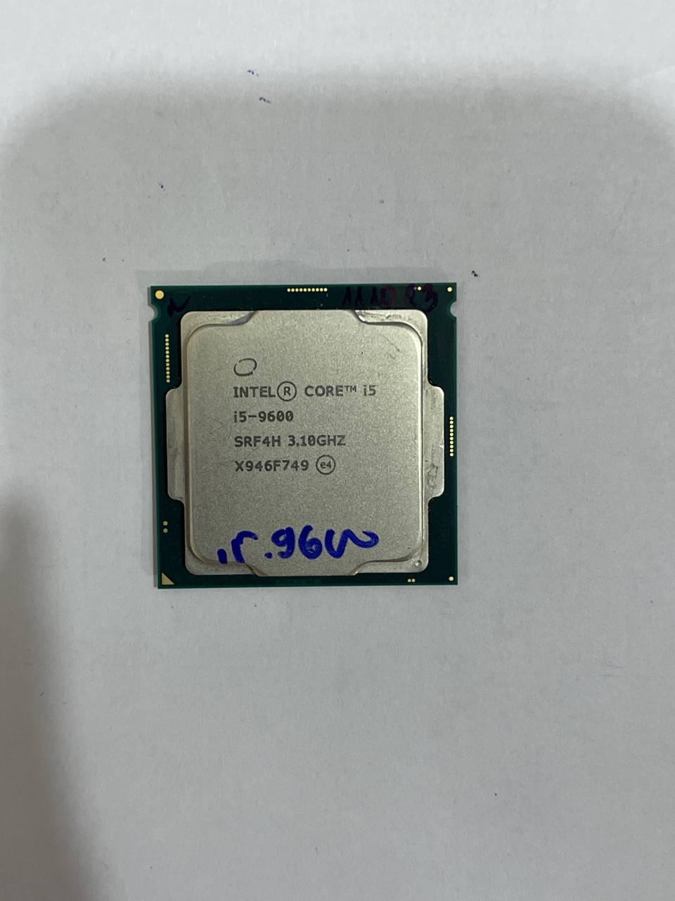 CPU SK 1151v2 Intel Core i5-9600 Tray (3.1GHz up to 4.6GHz, 6 nhân, 6 luồng, 9MB, 65W)(THAY THẾ CHO i5-9600T)